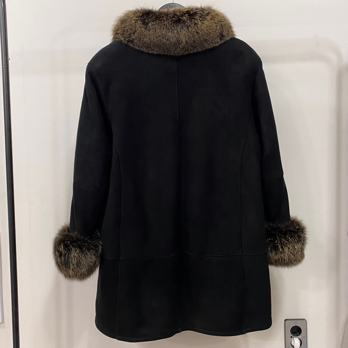 이벨렌 양가죽 양털 폭스퍼 무스탕 코트 상품이미지2