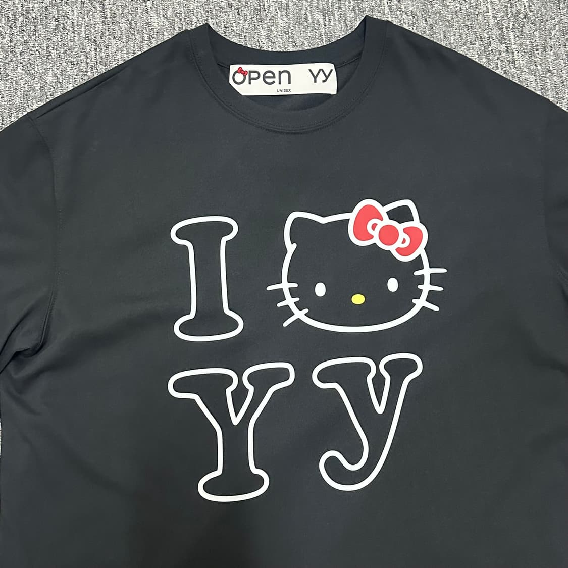 s/m 사이즈) Open yy 헬로키티 오픈와이와이 반팔 티셔츠 블랙 상품이미지2