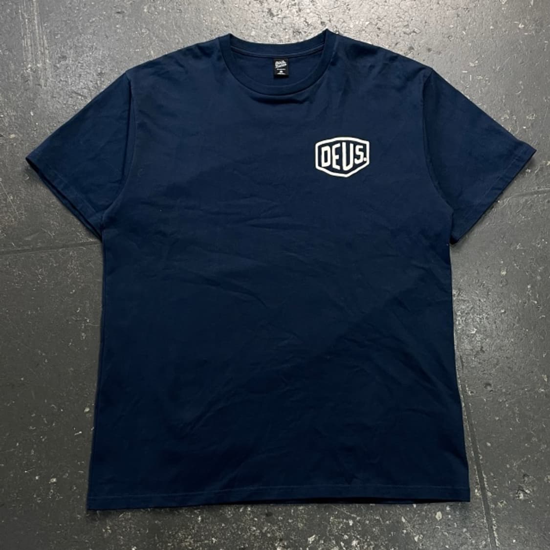 105 데우스 엑스 마키나 반팔티  상품이미지1