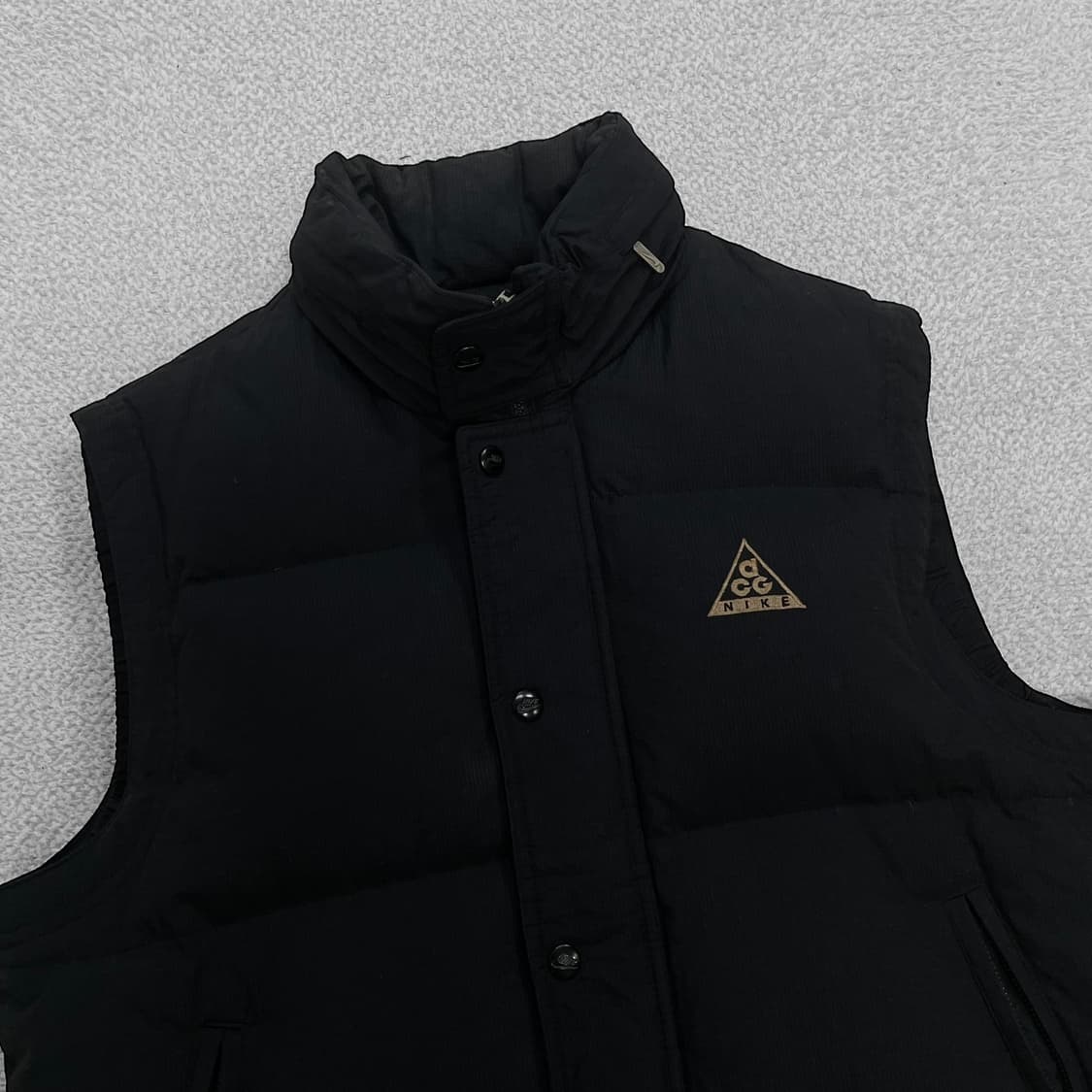 나이키 ACG 올드스쿨 덕 다운 베스트 패딩 조끼 블랙 상품이미지3