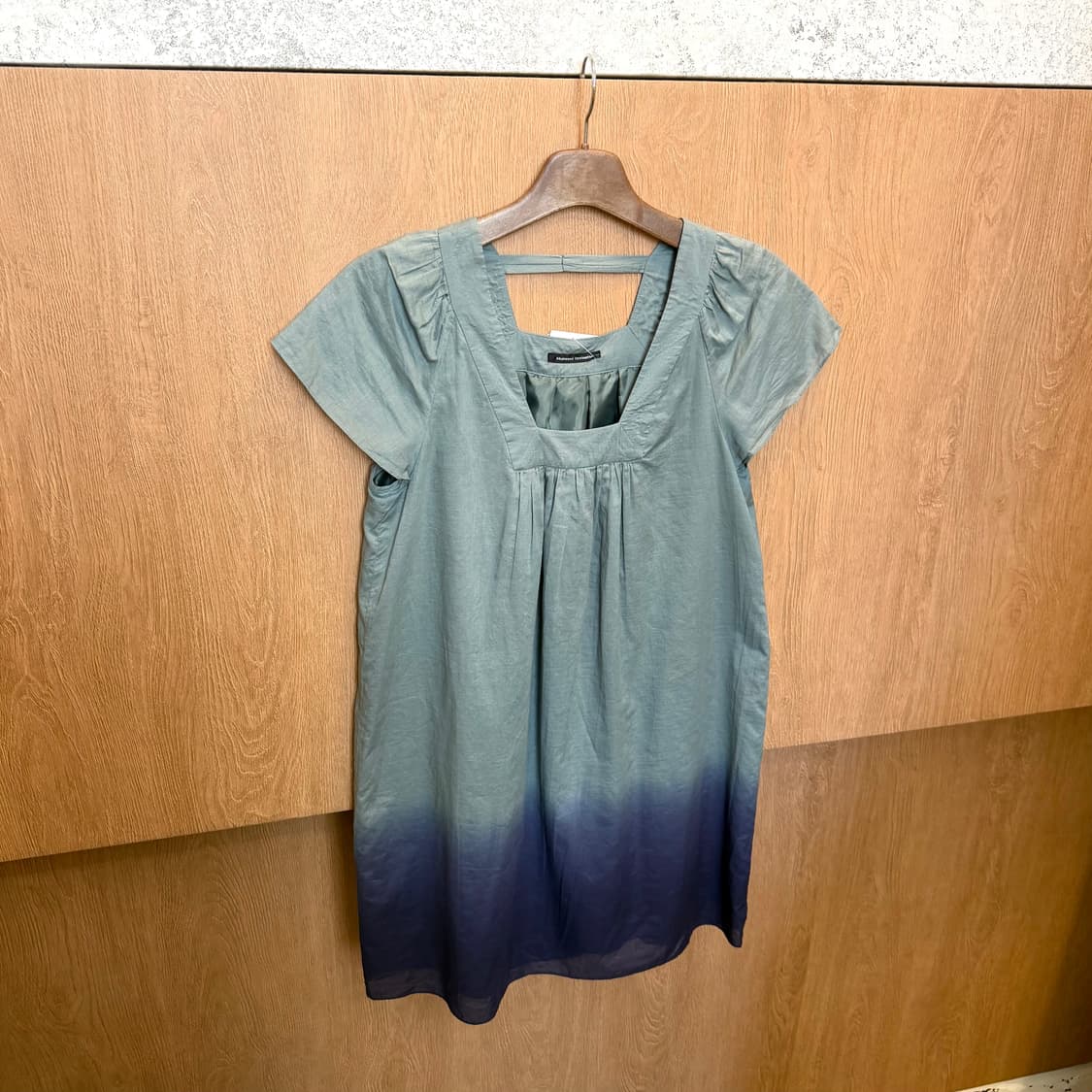 아바하우스 반팔 미디 원피스 스퀘어넥 셔링 그라데이션 타이 디테일 민트 상품이미지4