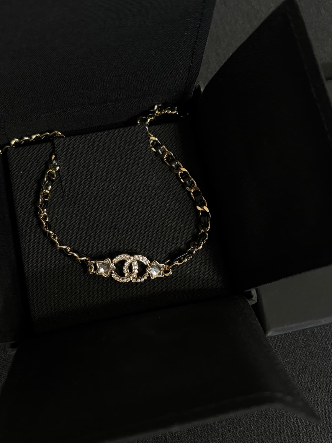 샤넬 정품 업사이클링 cc로고 별 메탈 골드 블랙 초커 목걸이  상품이미지3