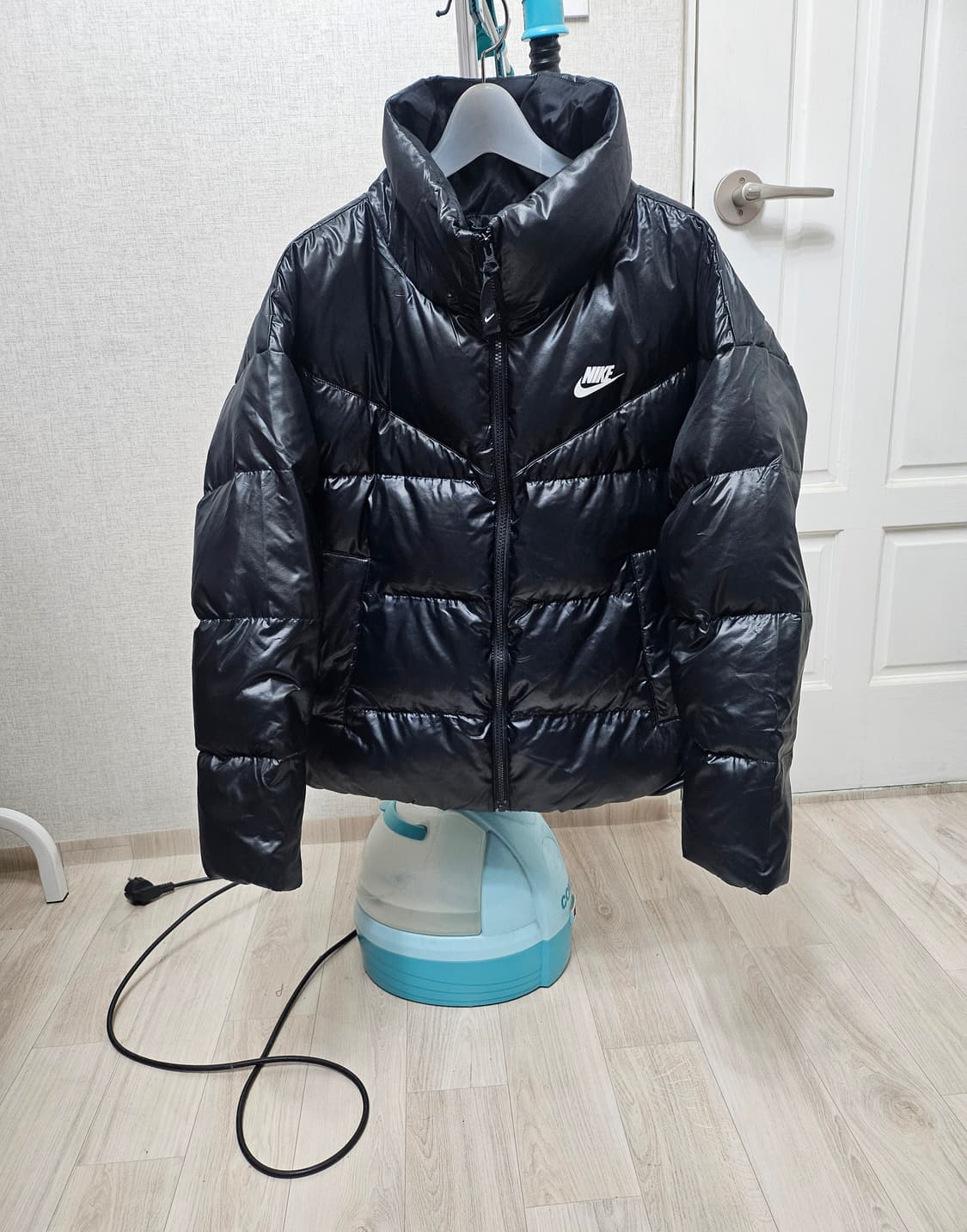 (90~95)M☆우주매물☆나이키 써마핏시티 600 [블랙]푸퍼 덕다운패딩 상품이미지2