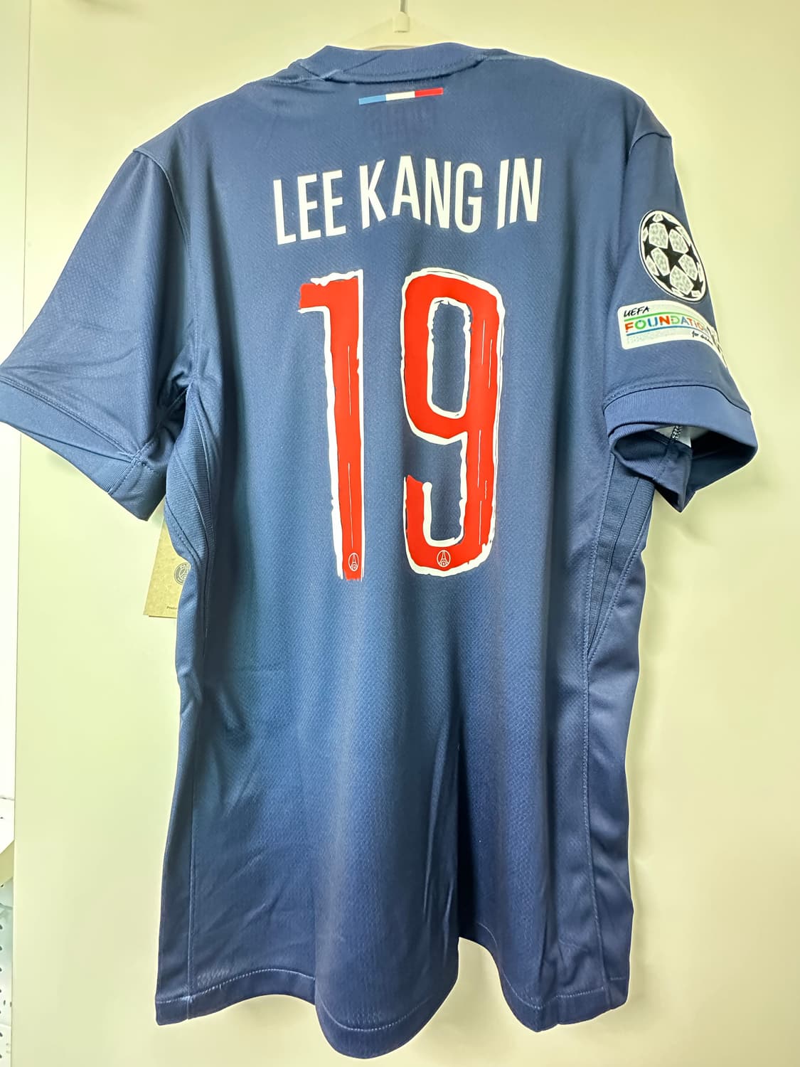 24-25 파리생제르맹(PSG) 홈 유니폼 No.19 이강인 M(100) 상품이미지1