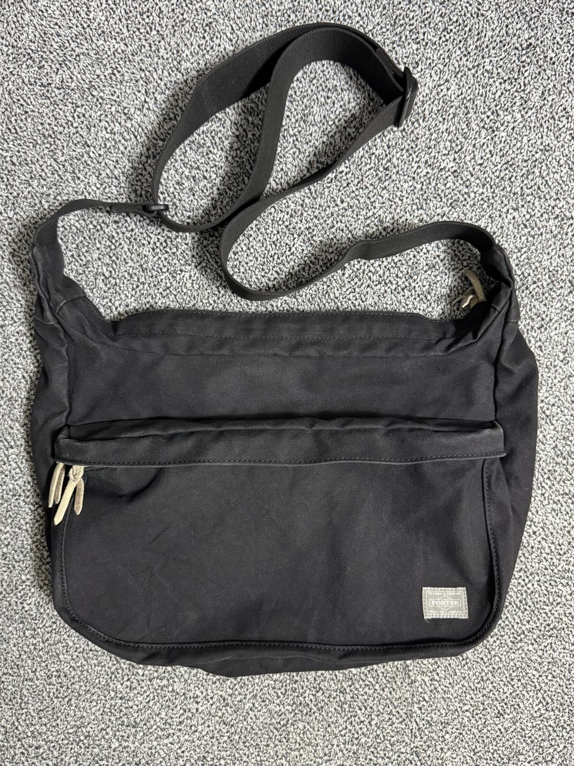 요시다포터 비트 숄더백 크로스백 상품이미지1