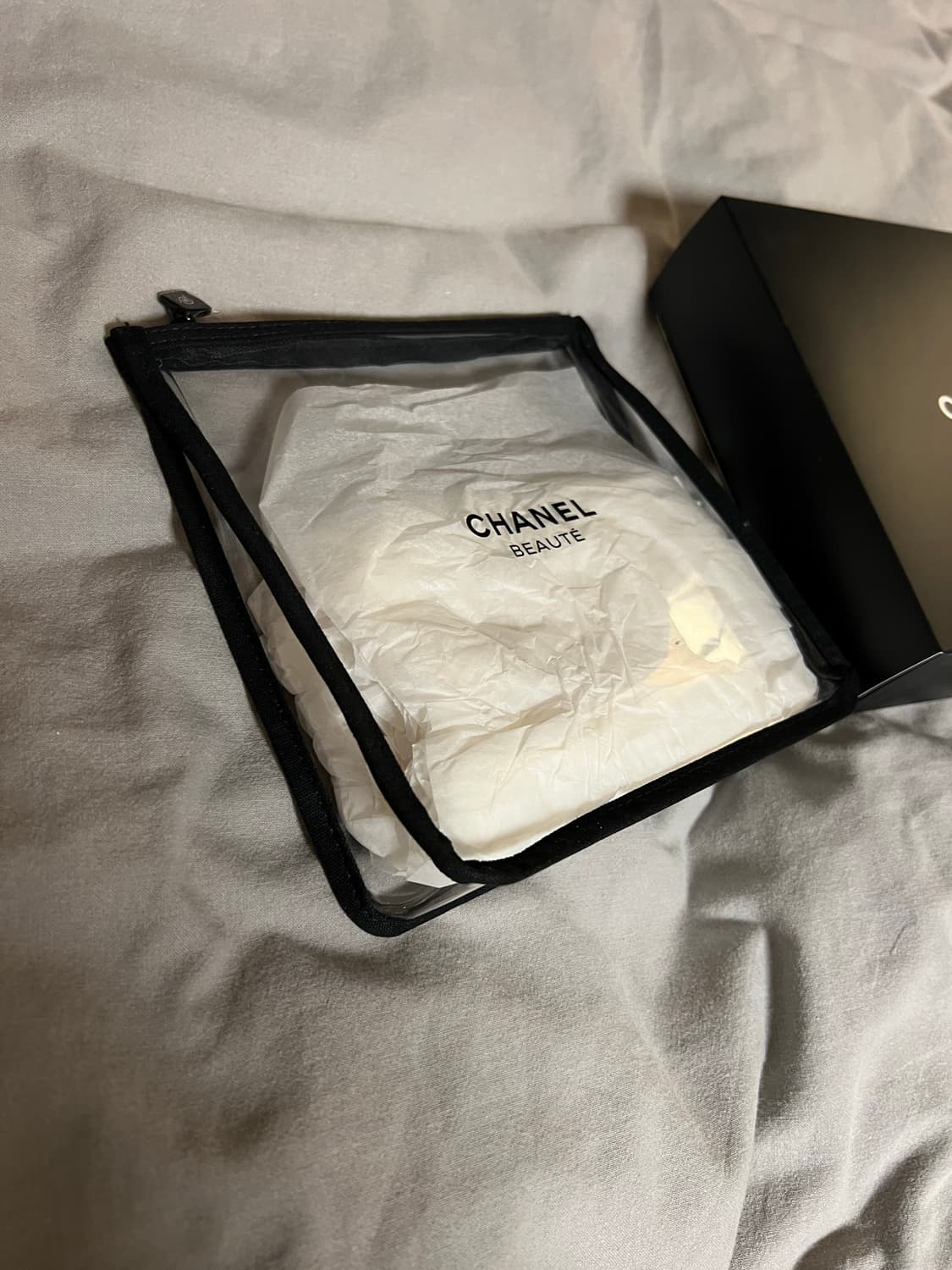 샤넬 뷰티 투명 파우치 새제품 팝니다 상품이미지3