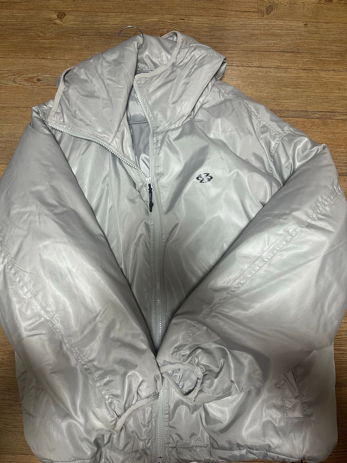 어반디타입 패딩 연그레이 라지 상품이미지1