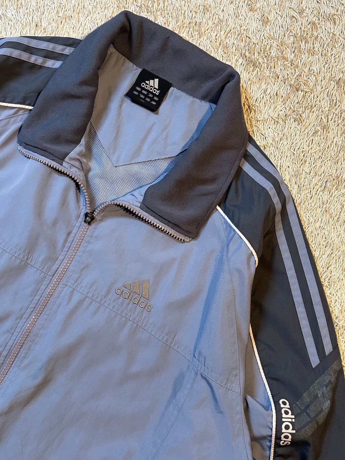 희귀) 00's 아디다스 올드스쿨 삼각로고 배색 바람막이 자켓 상품이미지2