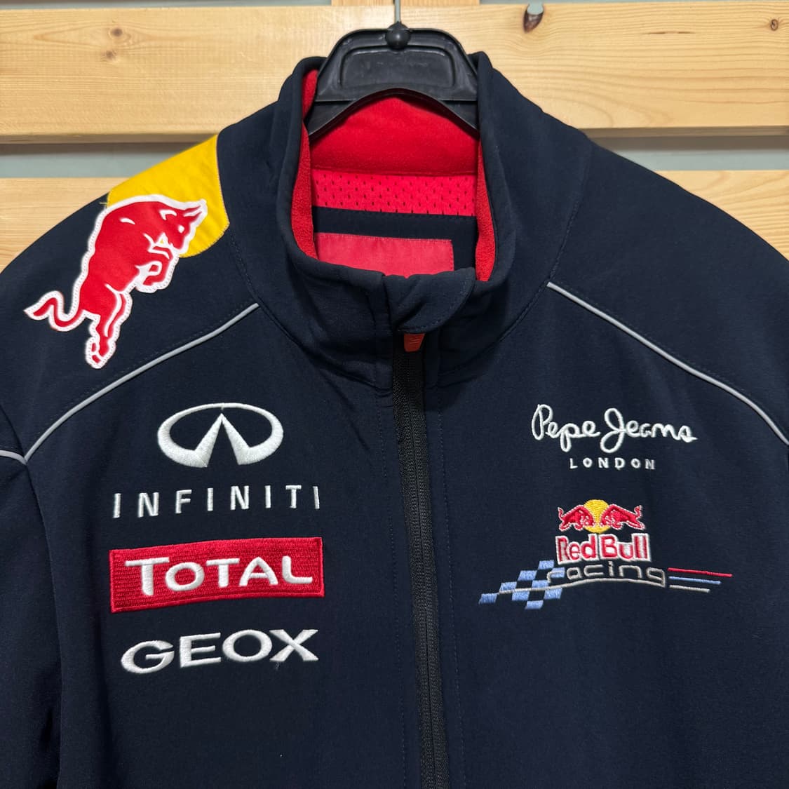 레드불 레이싱자켓 상품이미지3