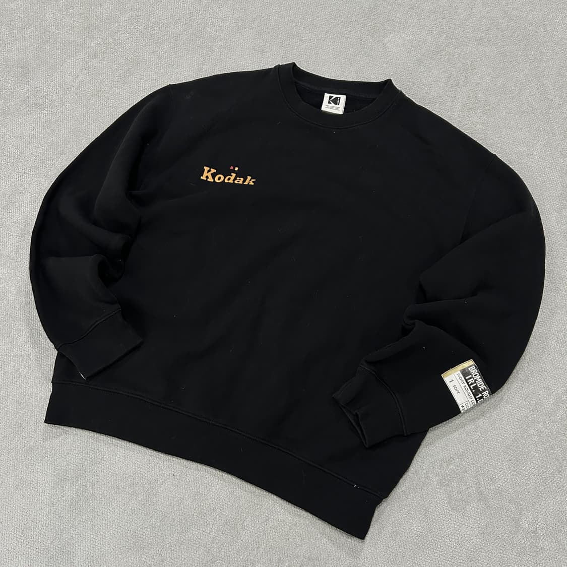코닥 블랙 맨투맨 티셔츠 95 실측 사이즈 100 상품이미지1