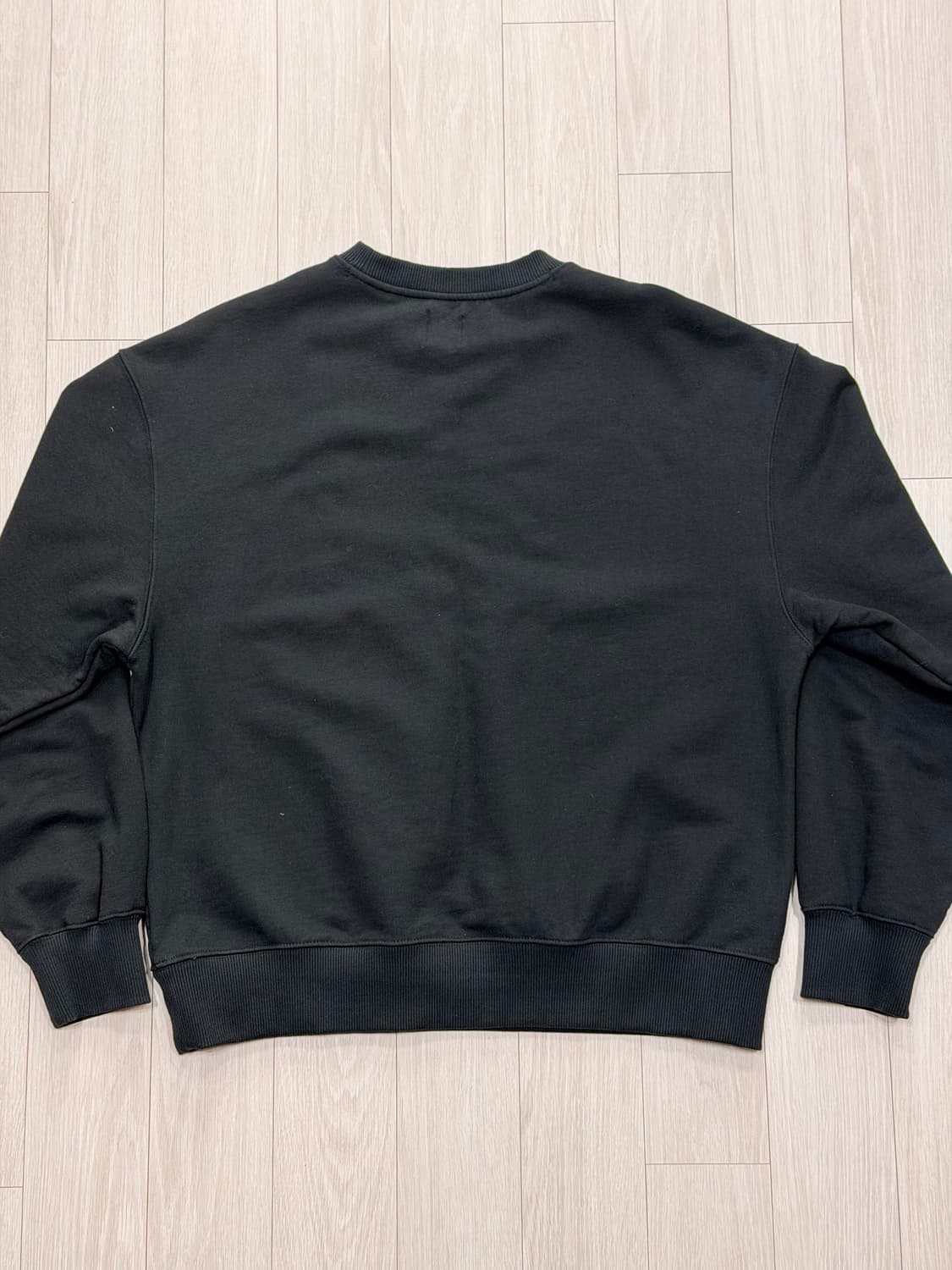 HUF(허프) 로고 맨투맨 블랙 상품이미지3