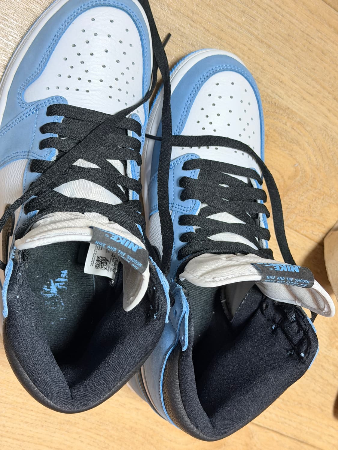 조던 1 하이 유니버시티 블루 265 상품이미지4