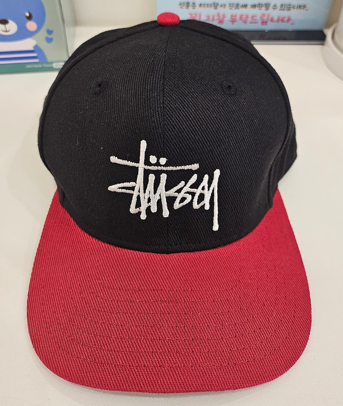 스투시 블랙/레드 볼캡 모자 상품이미지1
