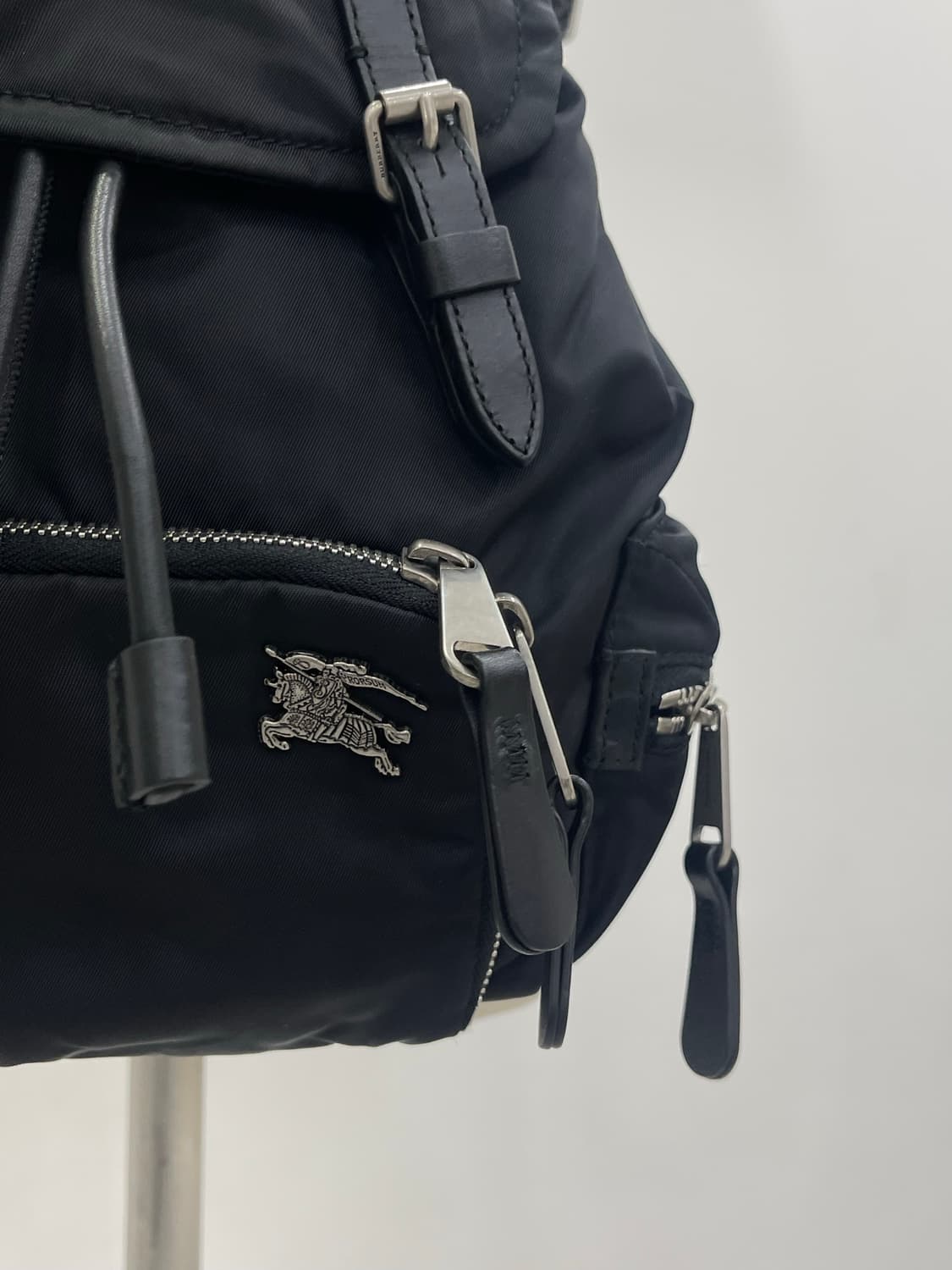 버버리 스몰 백팩  상품이미지3