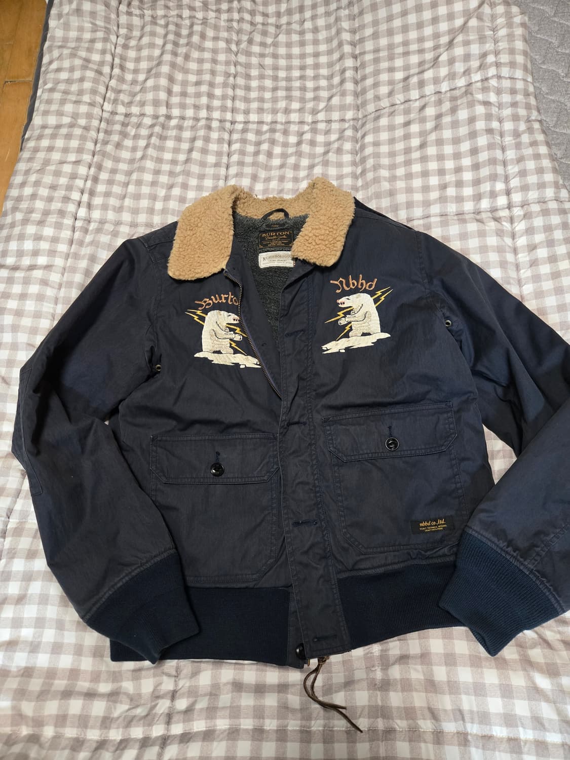 네이버후드 버튼 봄버 다크네이비LG 상품이미지1