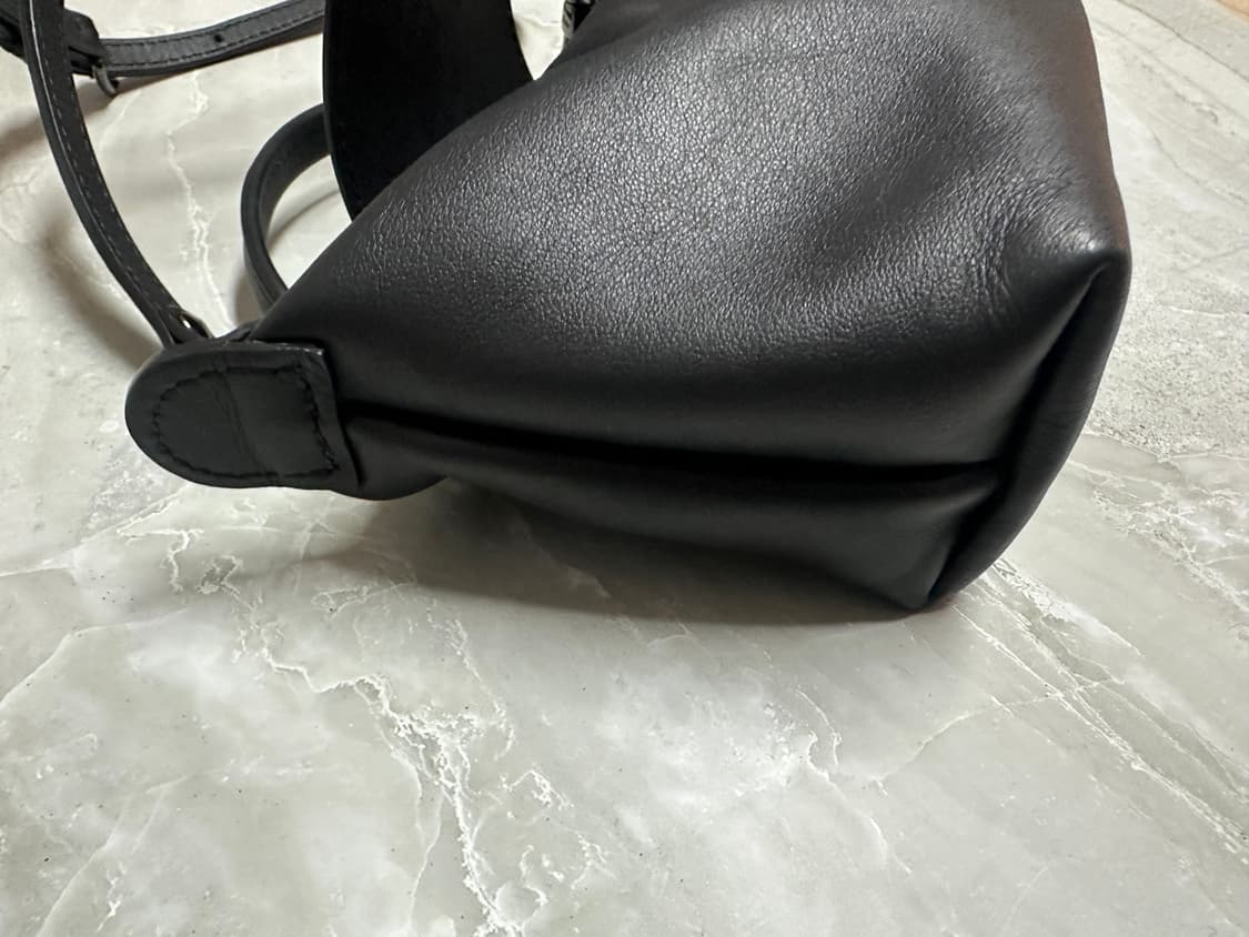 LONGCHAMP 롱샴 르 플리아쥬 미니 XS 블랙 레더 가죽 가방 상품이미지7