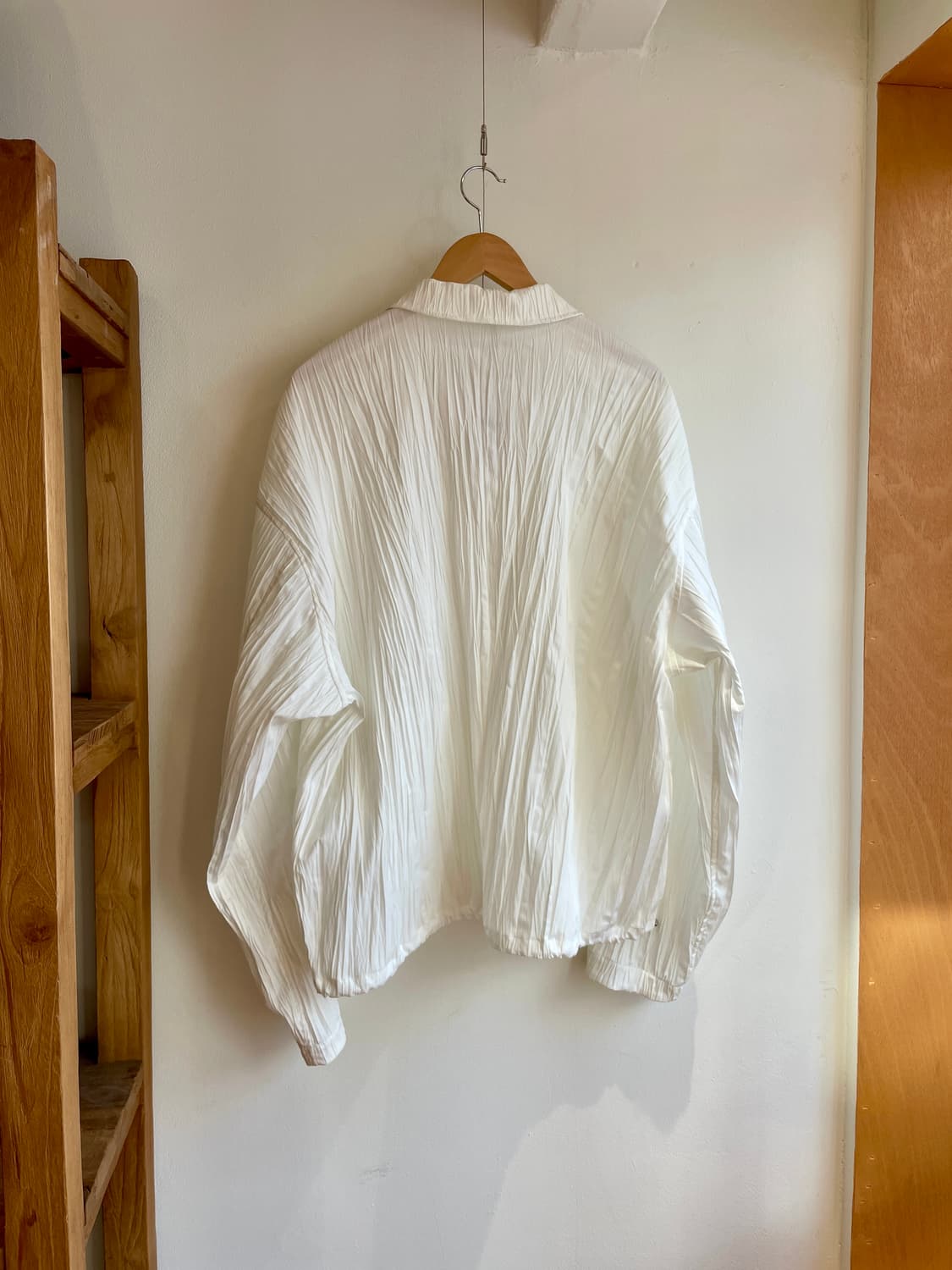 쿠온 플리츠 코치 자켓 상품이미지5