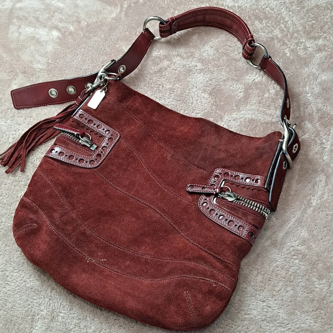 [코치] 빈티지 스웨이드 숄더백 버건디 상품이미지2