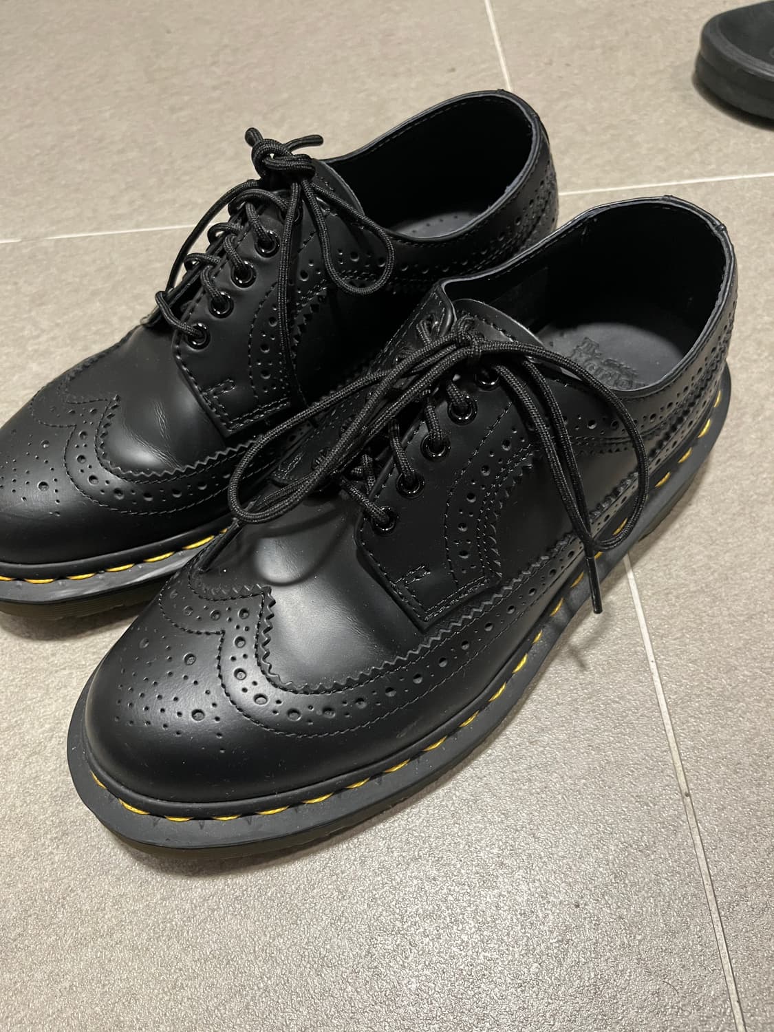 닥터마틴 윙팁 레더 슈즈 로퍼 상품이미지3
