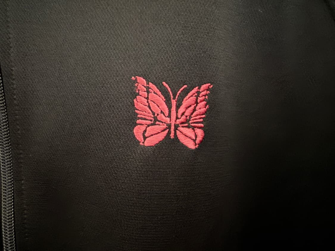 니들스 검핑 트랙 상의 하의 세트 팝니다. 상품이미지3