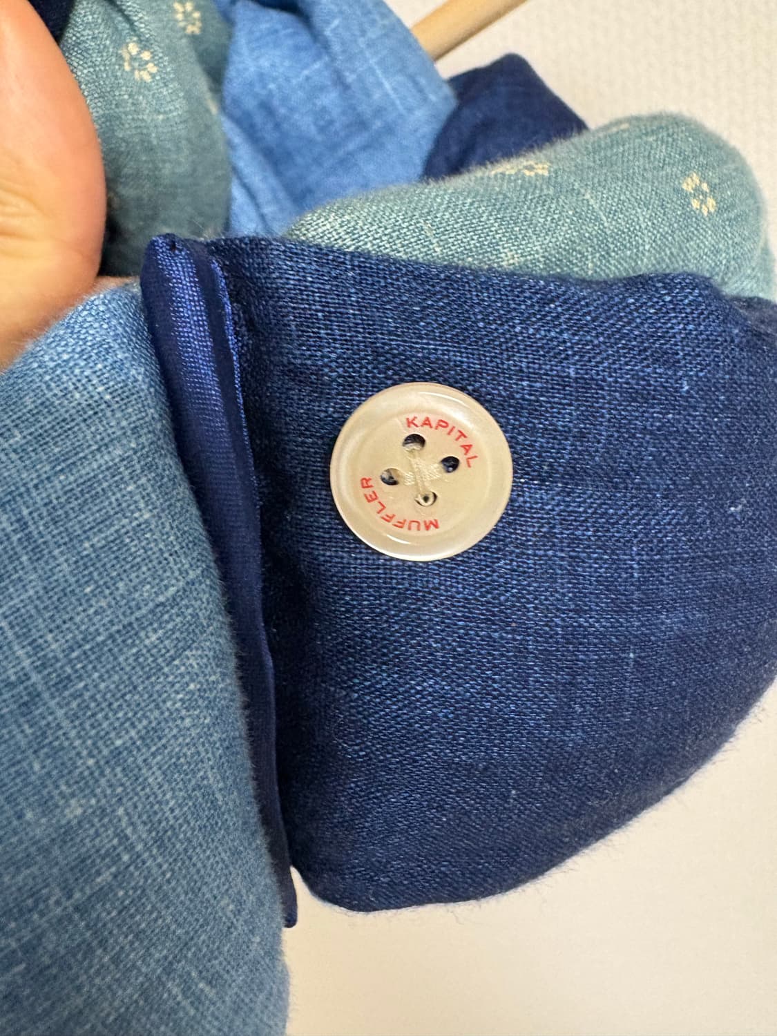 캐피탈 머플러 상품이미지3