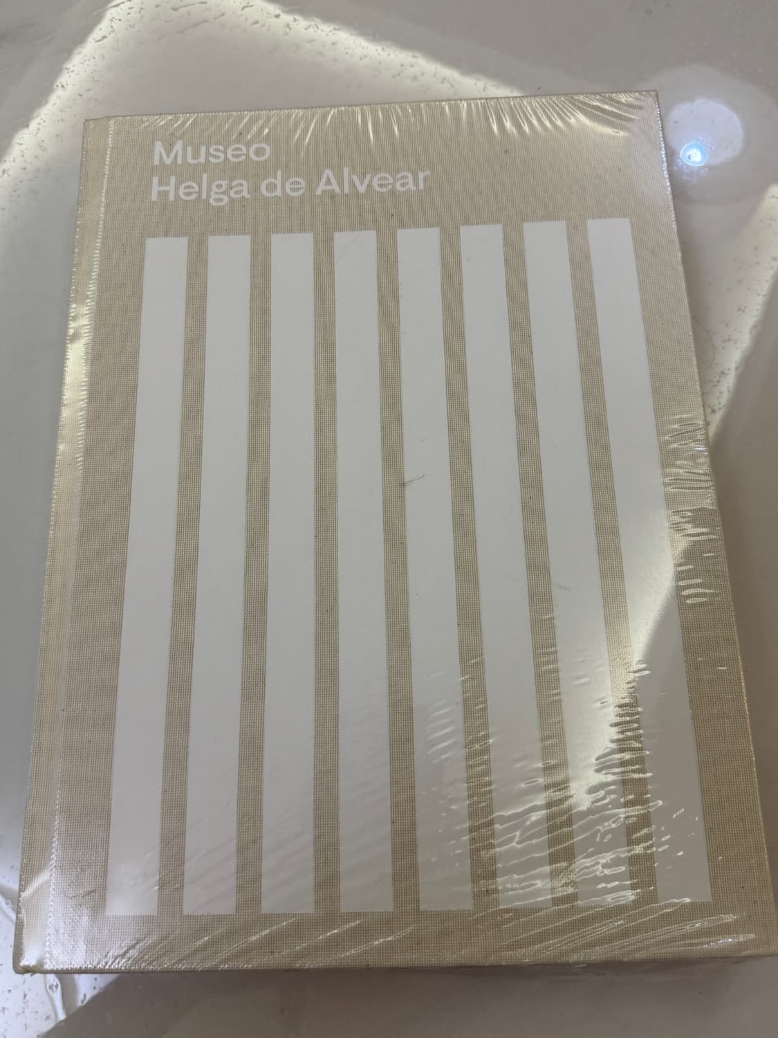 헬가 데 알베아르 현대 미술관 개관 도록 상품이미지2