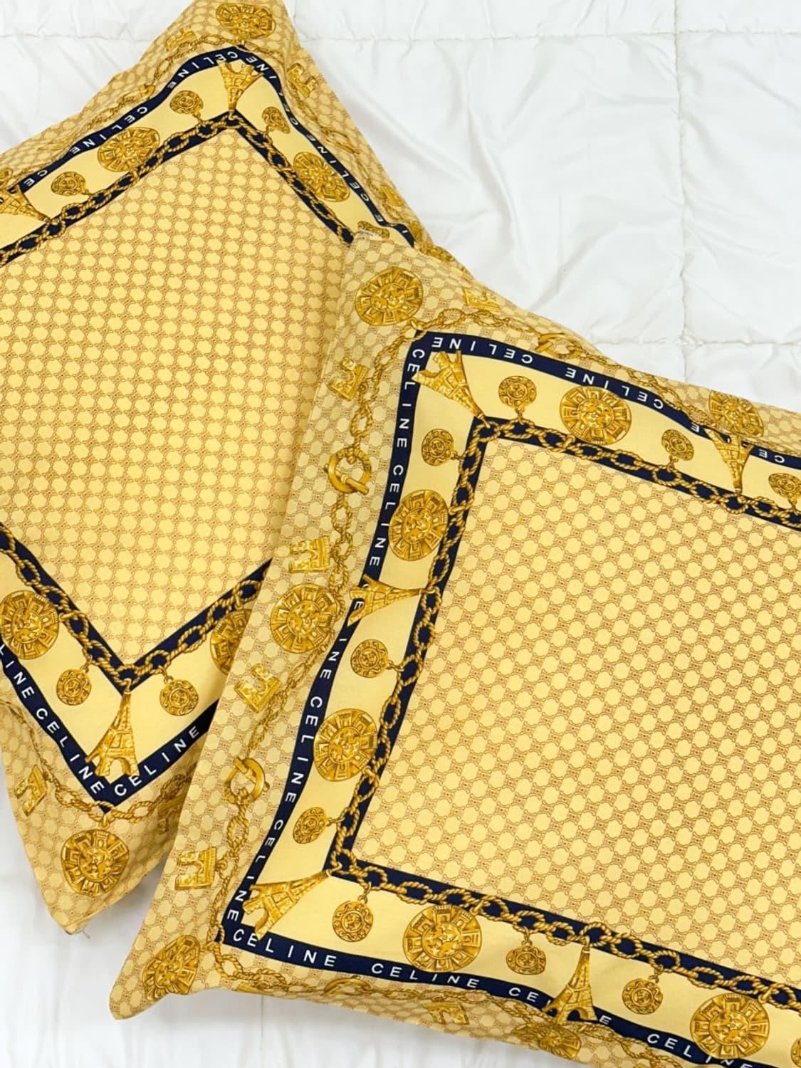 [새상품] celine / 셀린느 로고 쿠션 커버 세트  상품이미지8