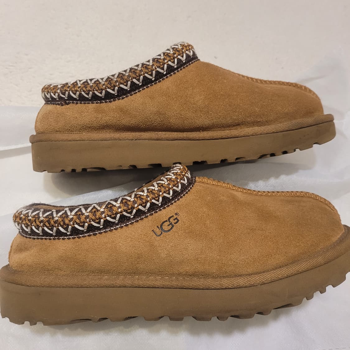 어그 타스만 230 상품이미지4