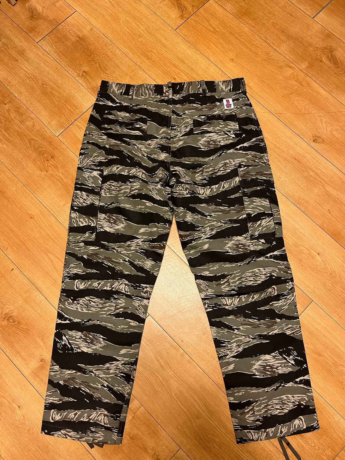 배드포드 타이거 카모팬츠 라지 상품이미지4