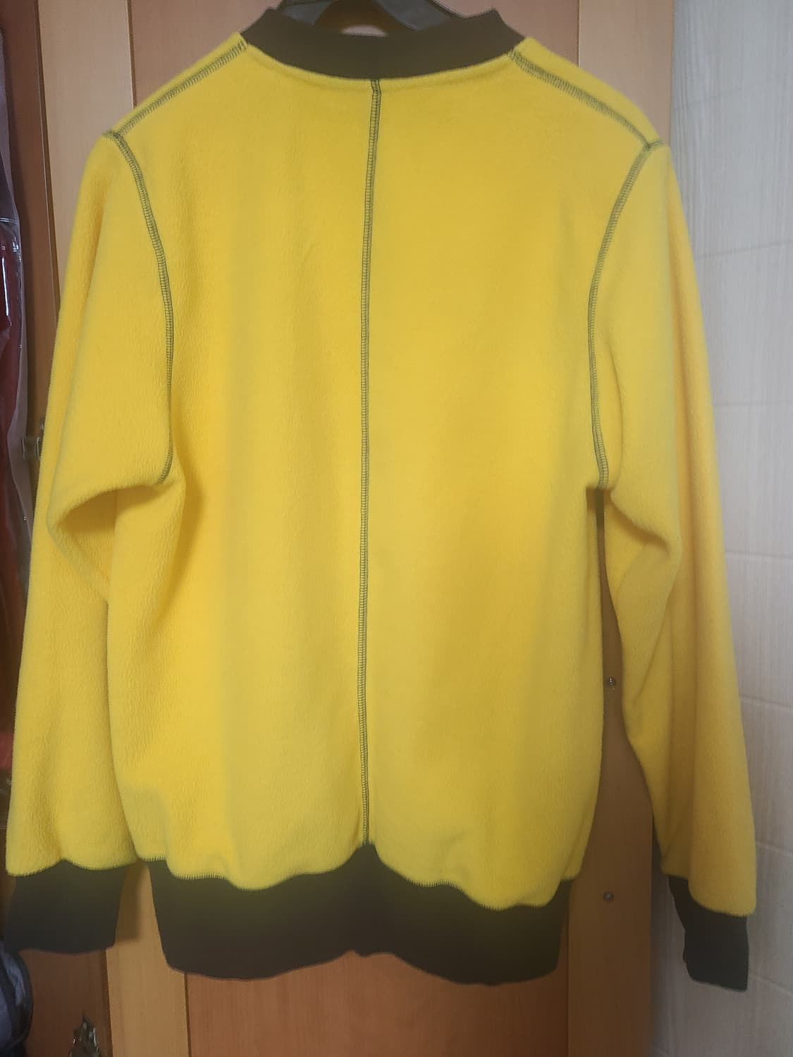 도큐먼트 라운드넥 폴라플리스 저지 옐로우 상품이미지8