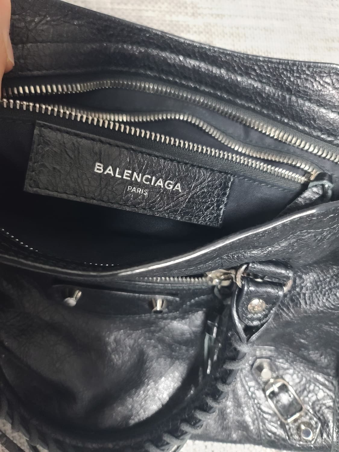 ... 직거래 예약중 상품이미지8