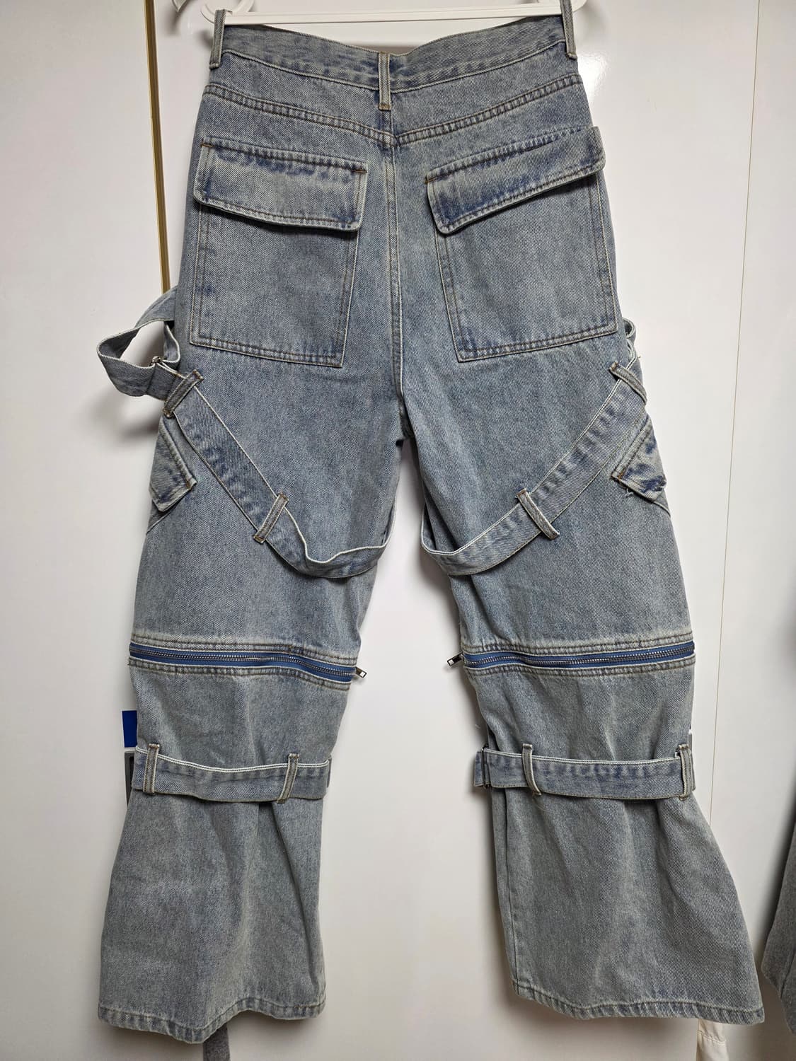 <볼칸앤아프로디테(VOLCAN&APHRODITE)>연청 데님 카고 와이드 상품이미지4