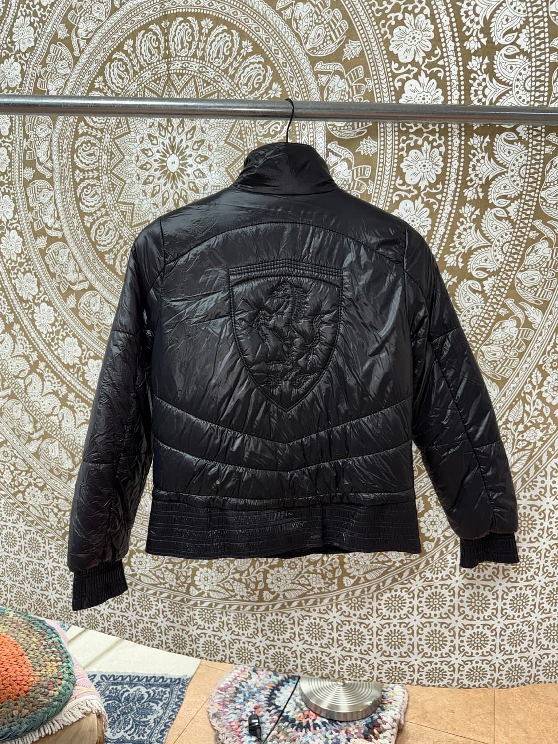 퓨마 페라리 여성 경량패딩 자켓  상품이미지5