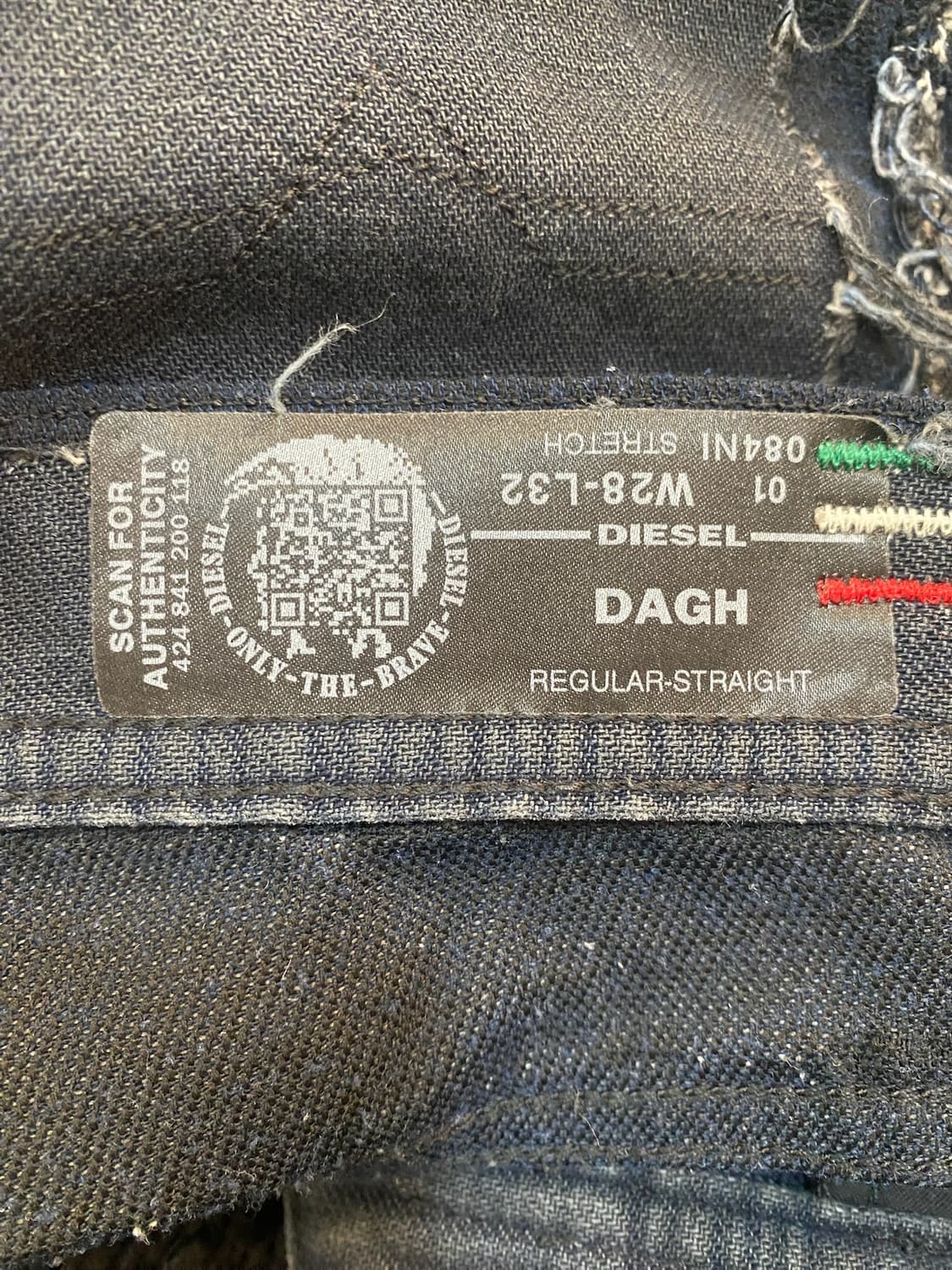 디젤 디스트로이드 스트레이트 팬츠 상품이미지5