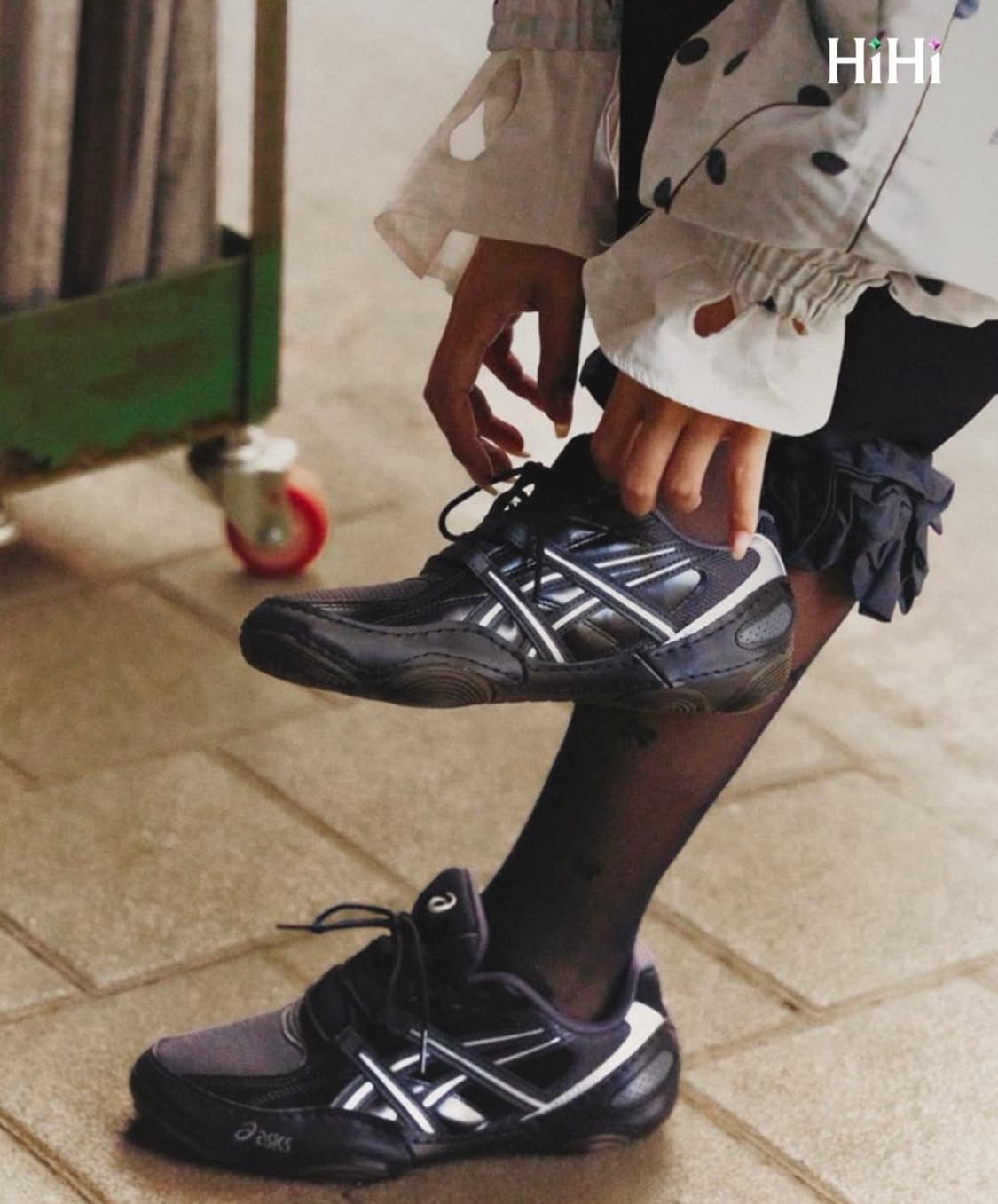 [새상품] 아식스 하이퍼싱크 그래파이트 그레이 블랙 235 상품이미지3