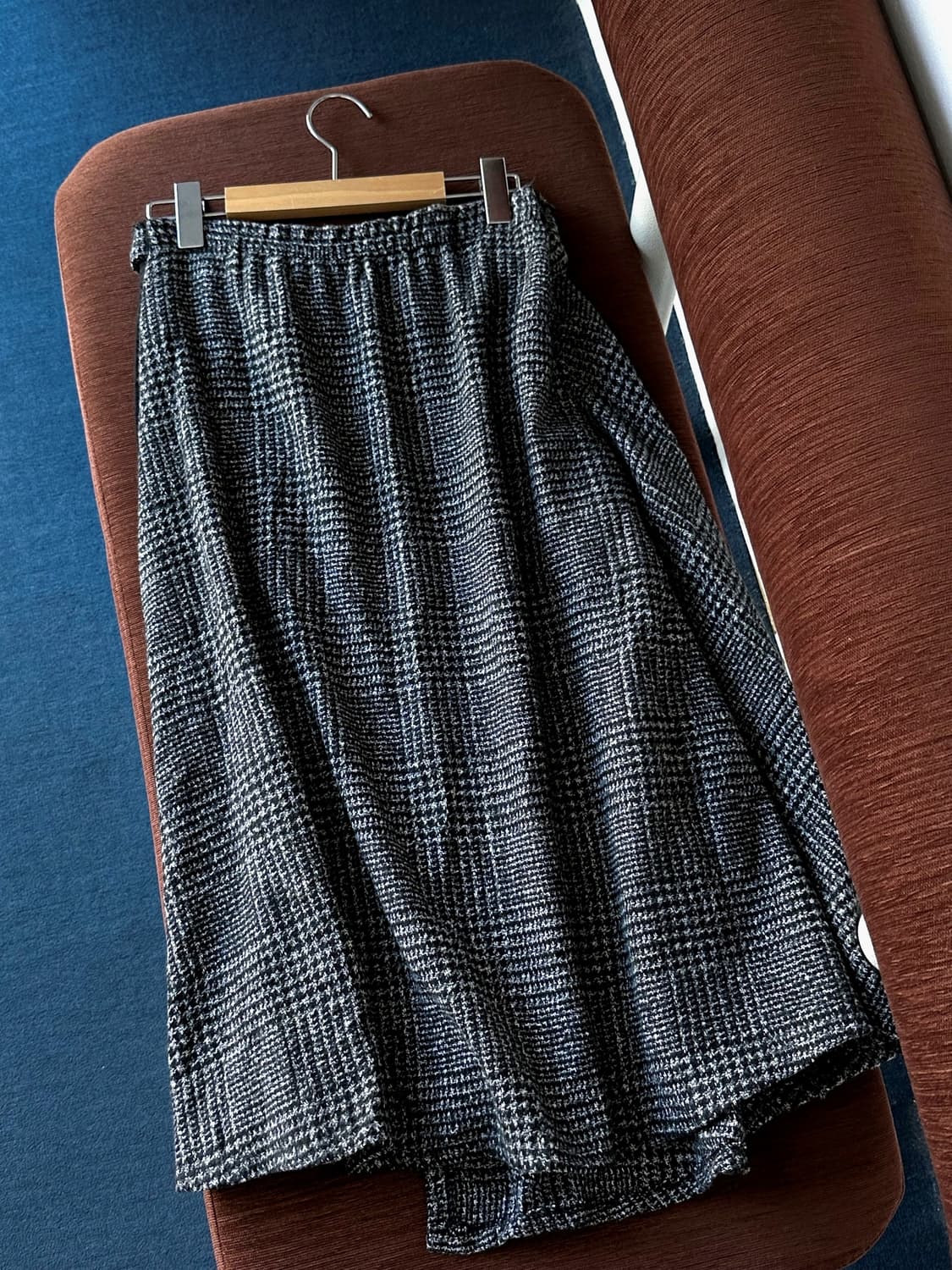 Tweed fabric wrap panel loose skirt 상품이미지5