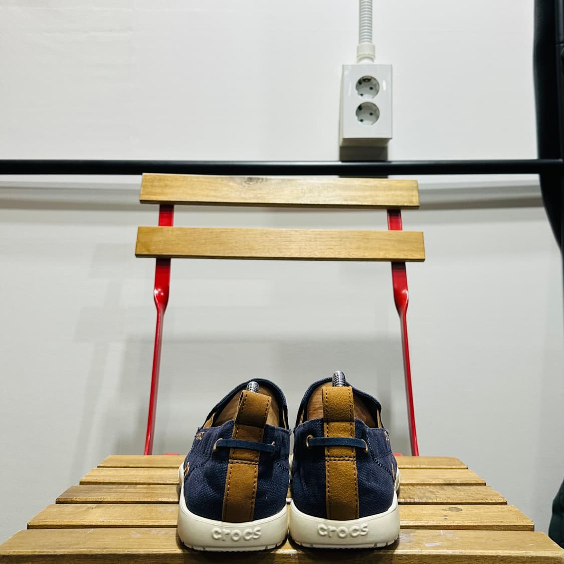 M8 265) 크록스 운동화 남성 남자 신발 왈루 네이비 상품이미지4