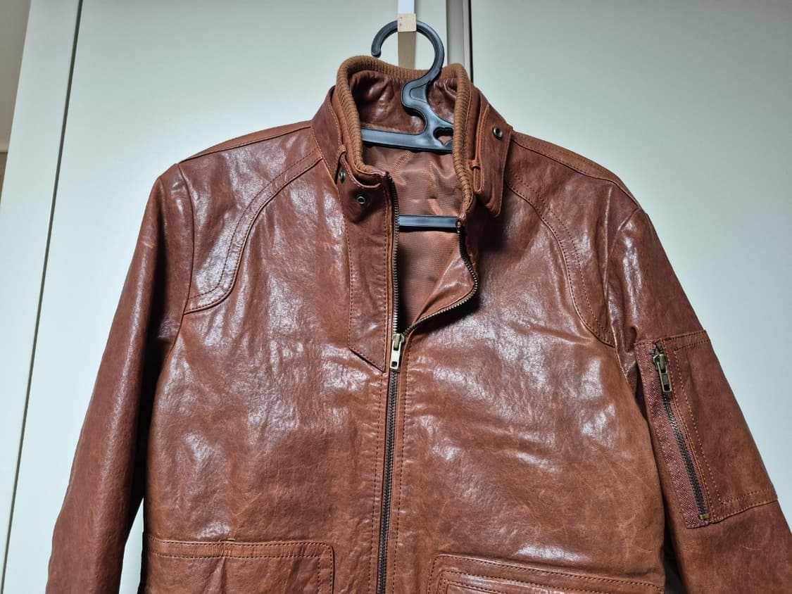 코모도스퀘어 가죽자켓 가죽잠바 95사이즈 판매합니다 상품이미지2