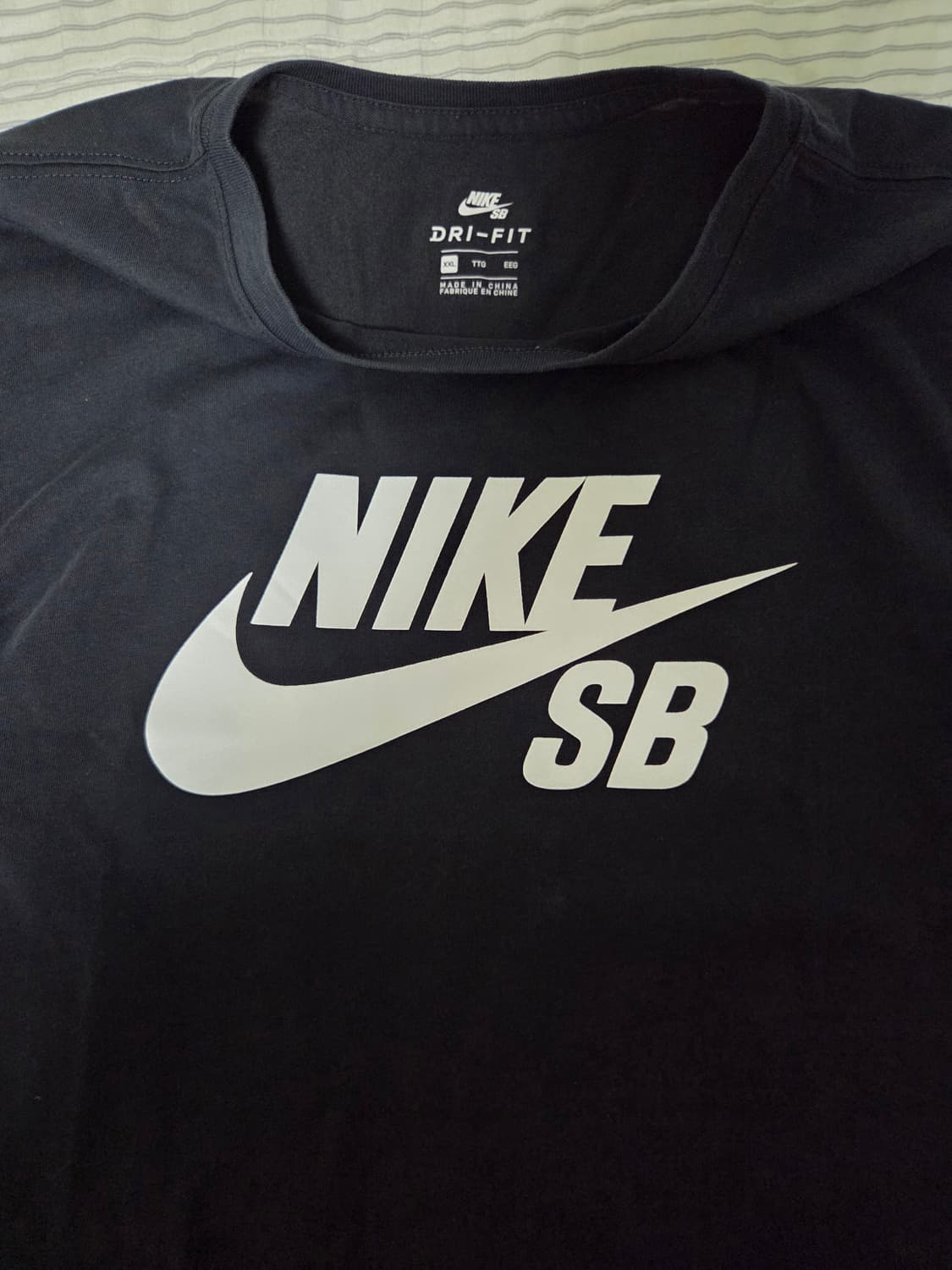 나이키 SB 줌 스케이트보딩 반팔티 상품이미지2