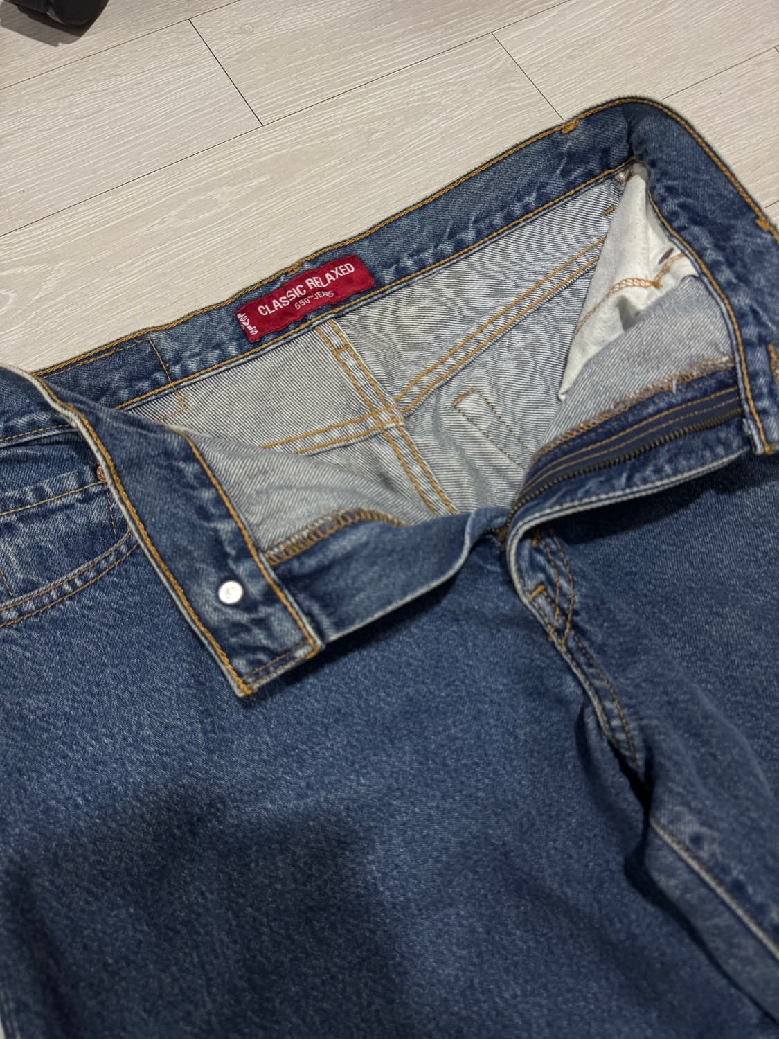 리바이스 550 클래식 릴렉시드  데님 팬츠 상품이미지3