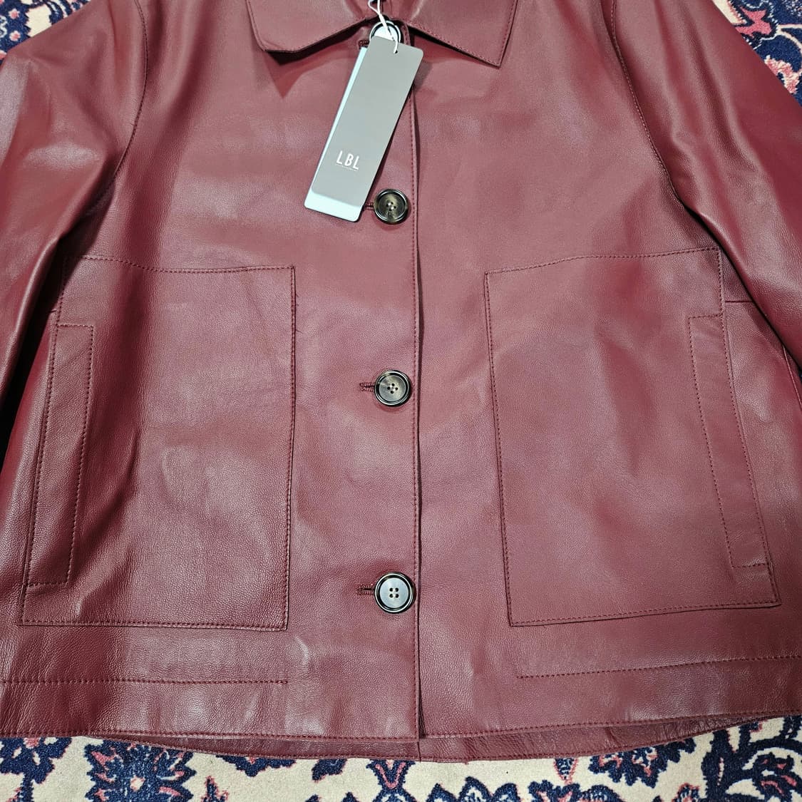  (새상품)엘비엘(LBL) 22ss 양가죽 루즈핏 숏 카라넥 버튼자켓 상품이미지4