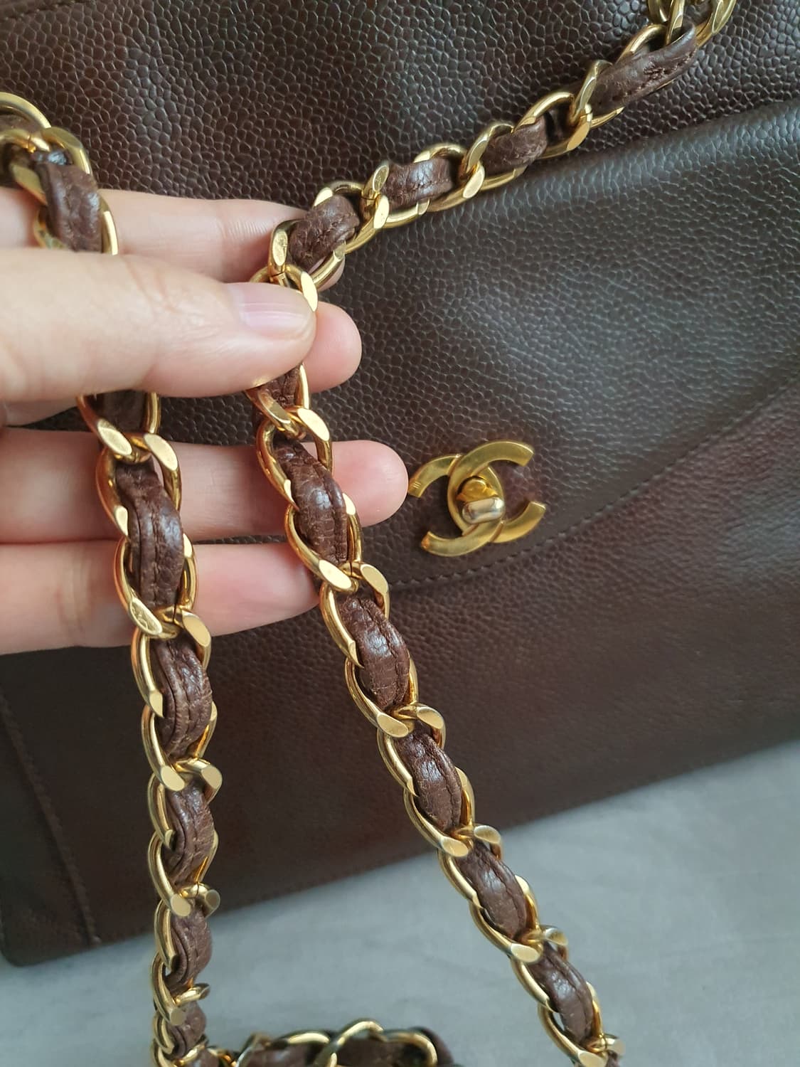 샤넬 빈티지 브라운 캐비어 숄더백 상품이미지7