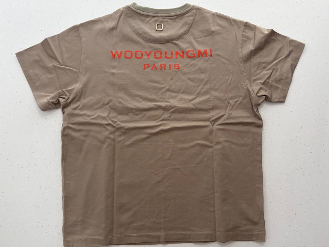 우영미 백로고 티셔츠 베이지 (46) 상품이미지1