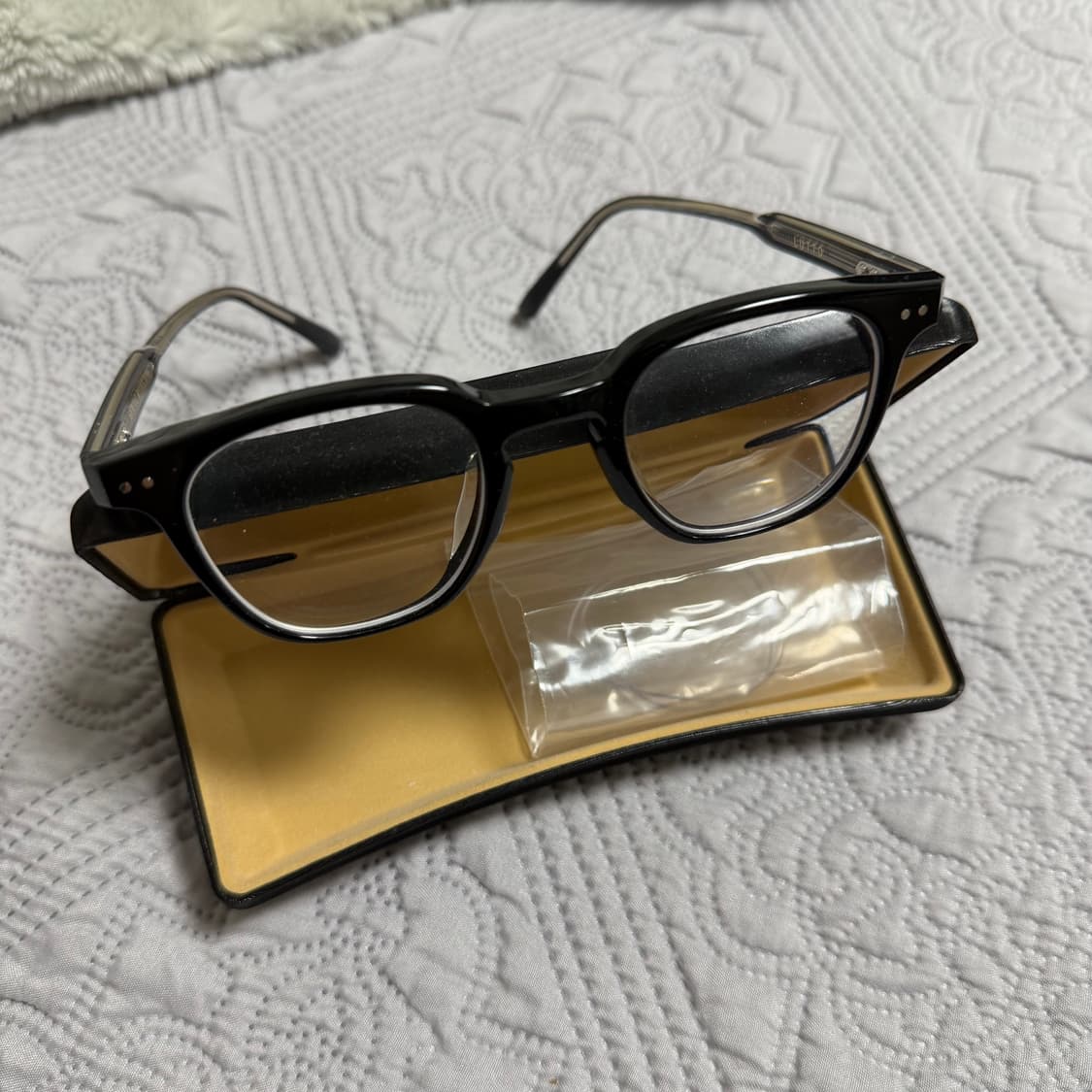 젠틀몬스터 루토 시리즈 S 안경 상품이미지2