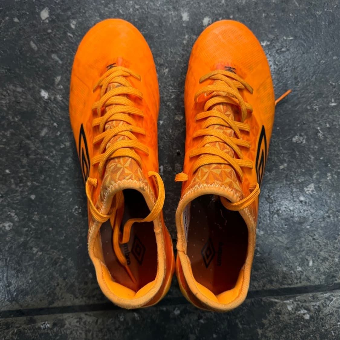 260 엄브로 벨로시타 3 프로 HG 축구화 상품이미지7