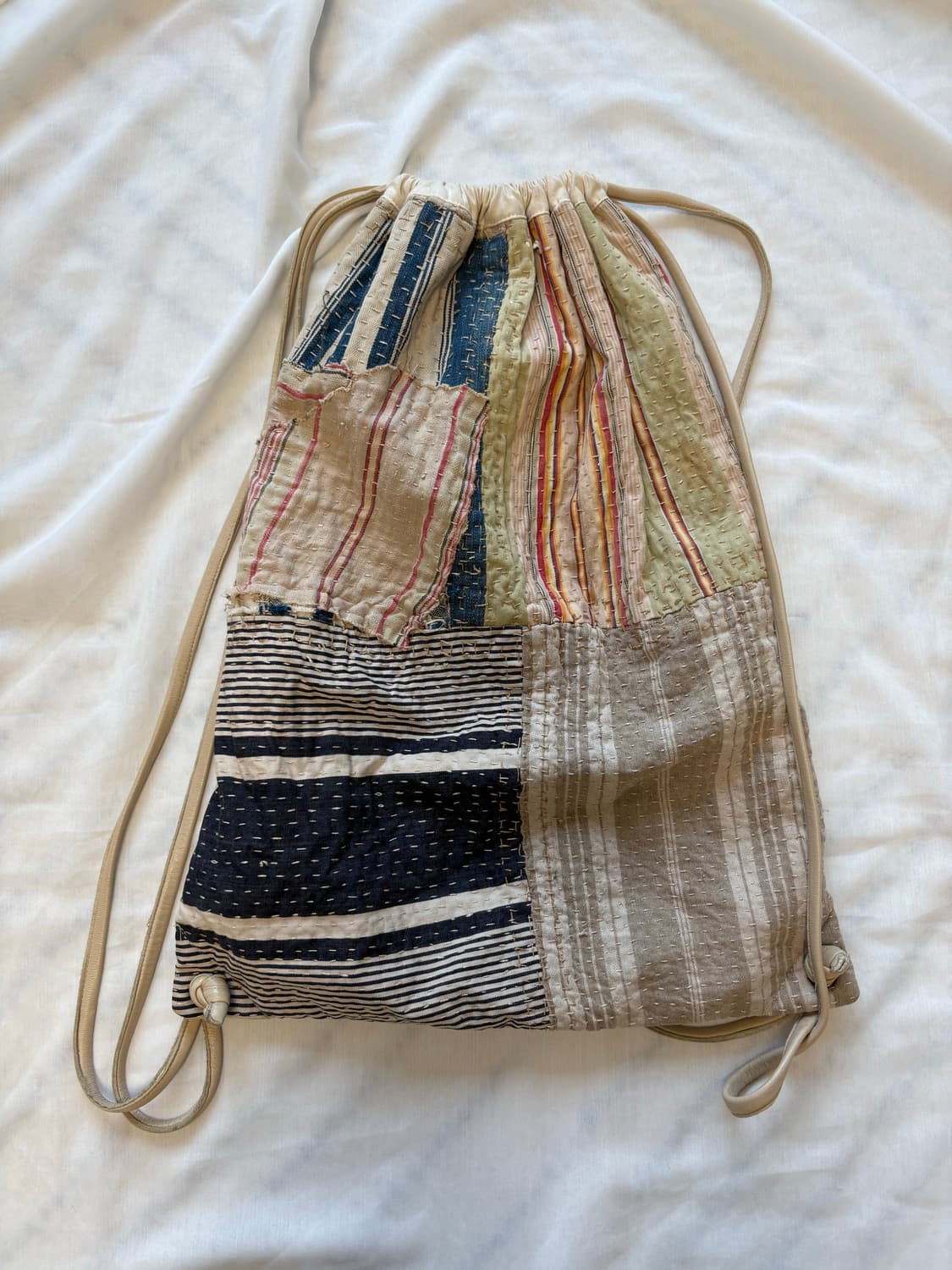 By walid 패치워크 드로스트링 백  상품이미지1