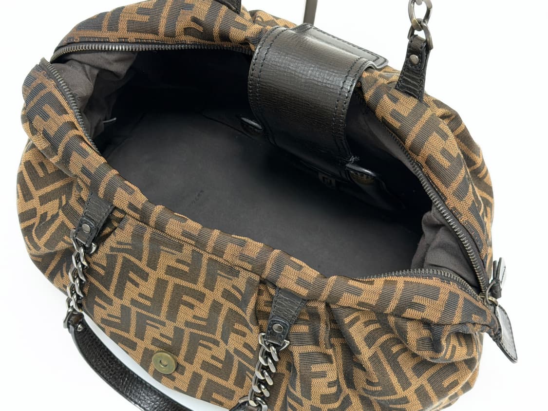 펜디 주카 호보 백 상품이미지8