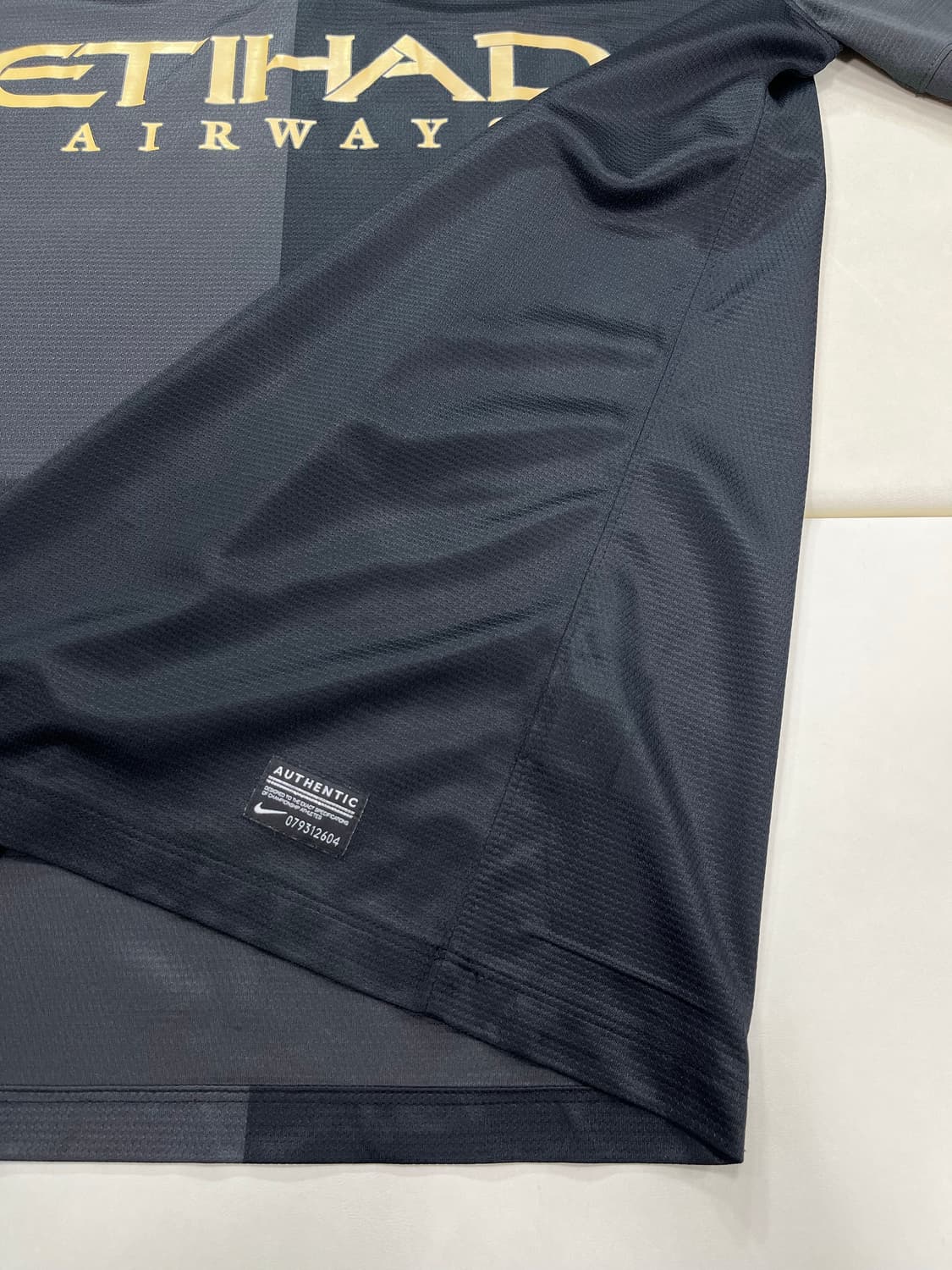 나이키 13-14 맨체스터 시티 FC 어웨이 야야 투레 상품이미지6