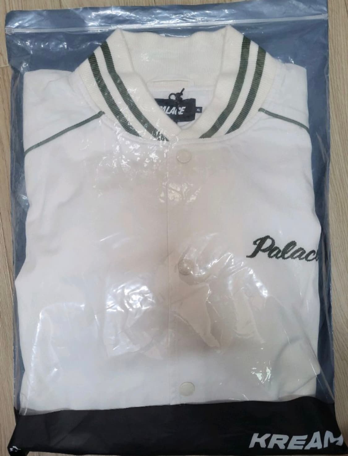 [XL] 팔라스 캐치 잇 봄버 자켓 시멘트 새상품 캐치잇 palace 상품이미지3