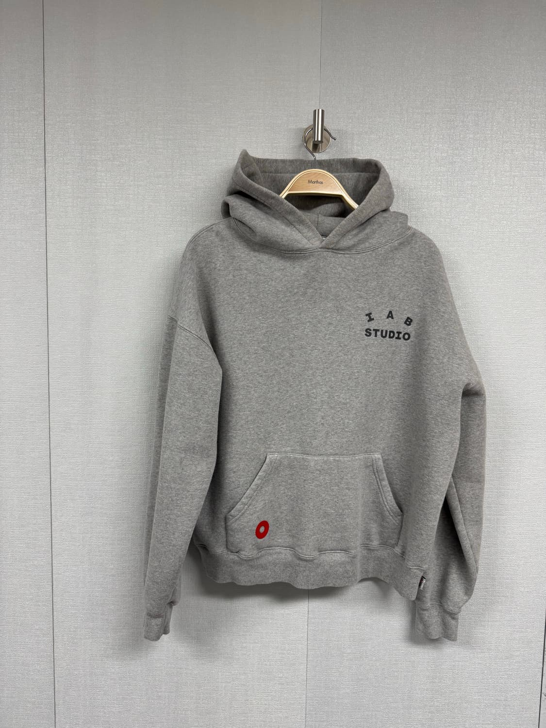 아이앱 스튜디오x현대 모비스 스웻 후드 상품이미지1